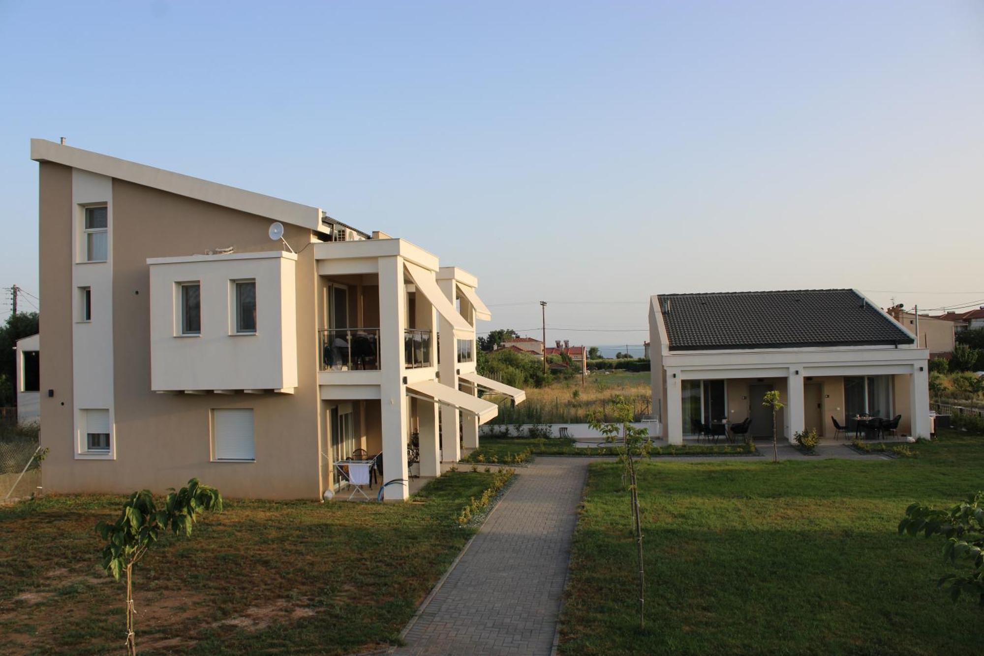 Bianco Mare Studios-Apartments Kalyves Polygyrou Extérieur photo